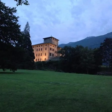 Au Coin Du Chateau Châtillon