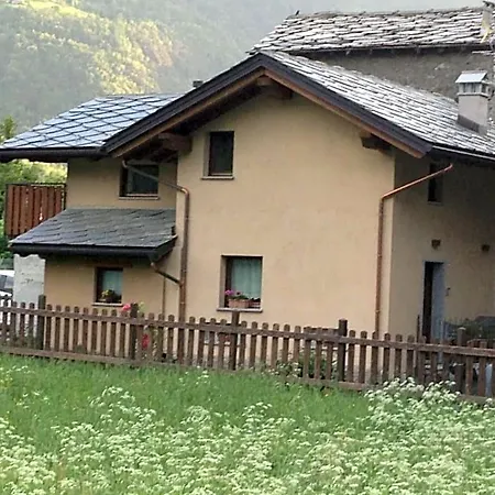 Au Coin Du Chateau