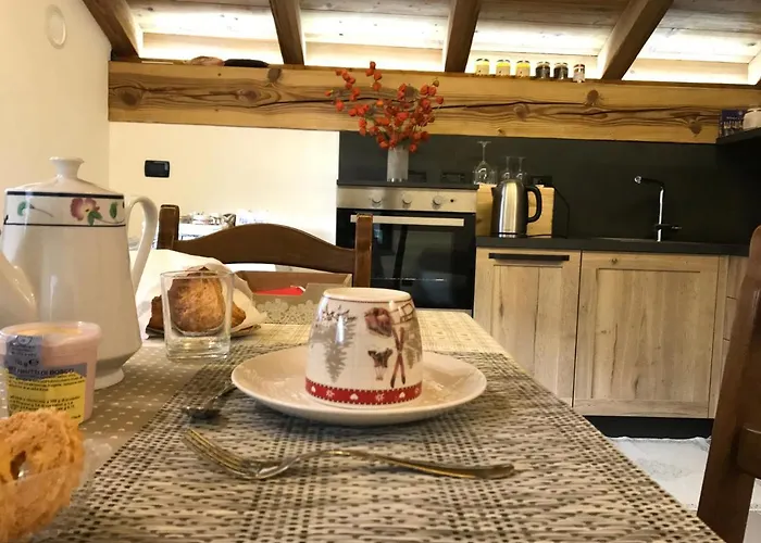 Au Coin Du Chateau 3*