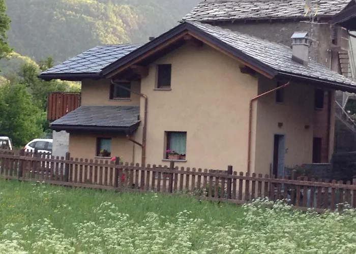 Au Coin Du Chateau 3*