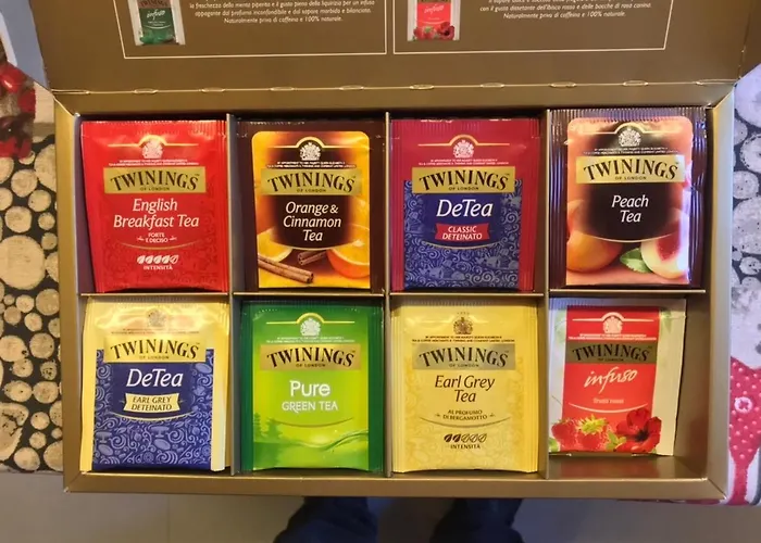 Au Coin Du Chateau Bed & Breakfast 3*